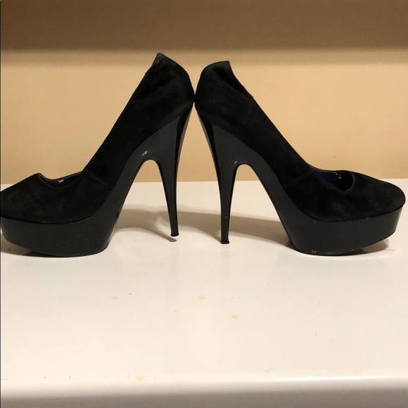 Sexy Black Platform Pumps - Picture 1 of 2